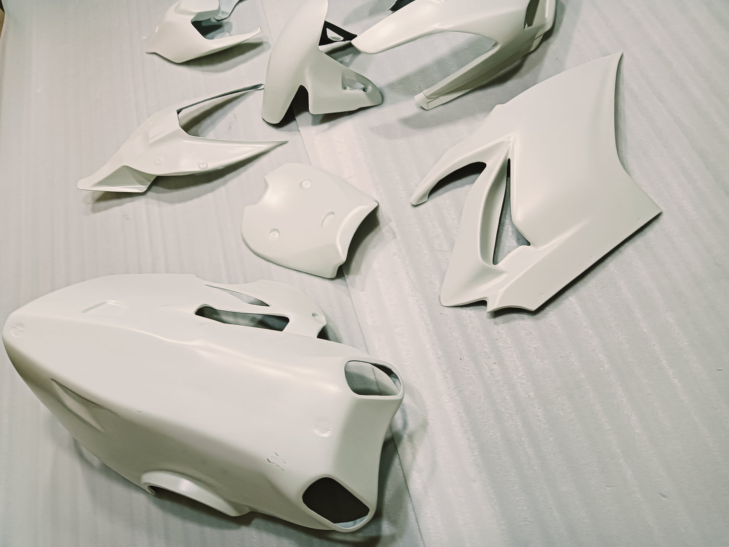 ---Ready To Ship--- DUCATI V4 Race Fairing Kit Fiberglass Track Fairing Set