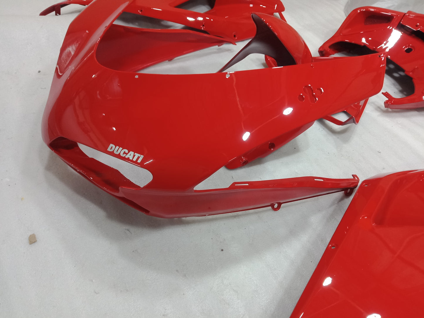 ---AU STOCKING--- Red Fairing Kit for Ducati 848 1098 1198