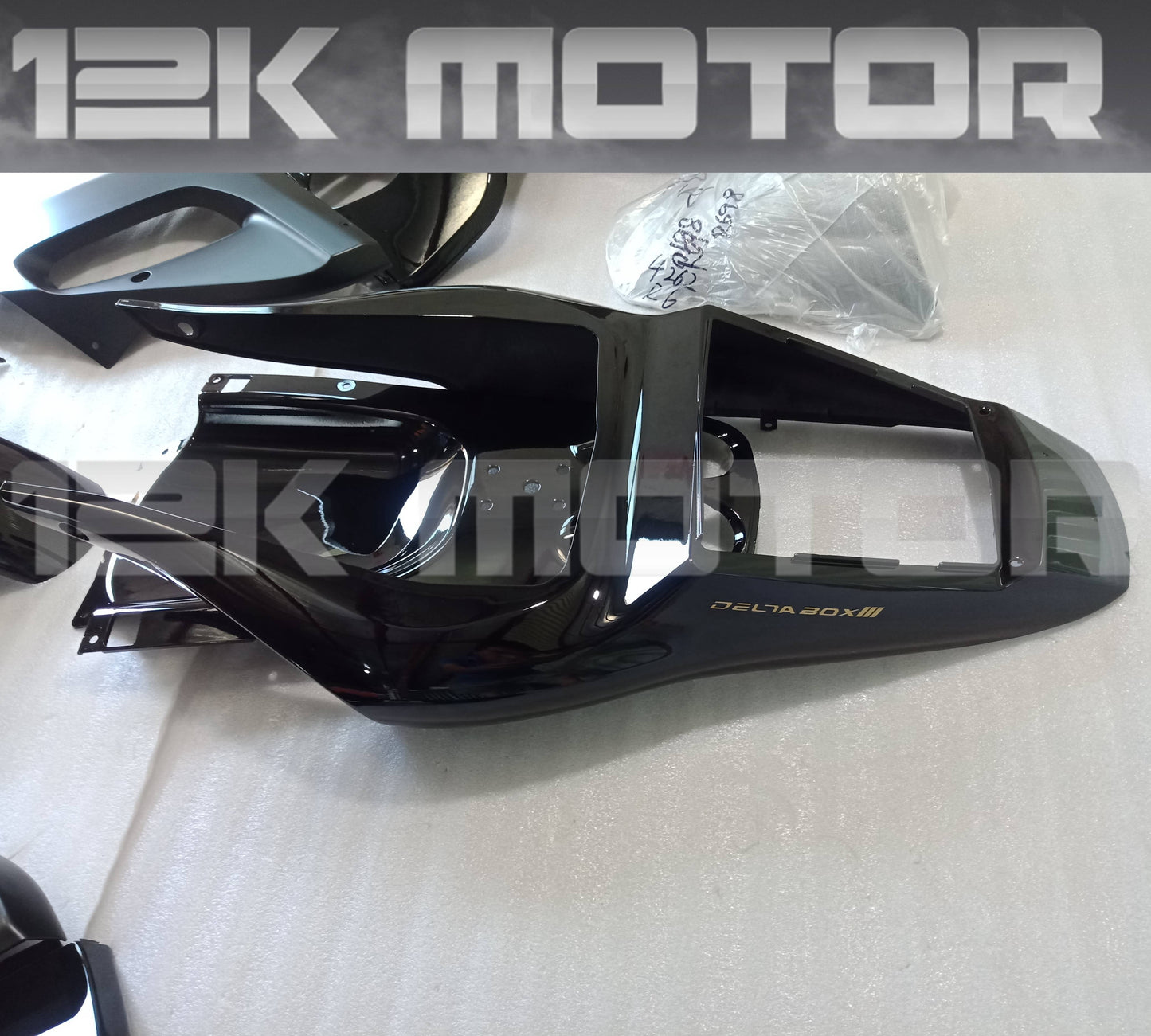 1998 - 2002 Yamaha YZF R6 Fairing 03
