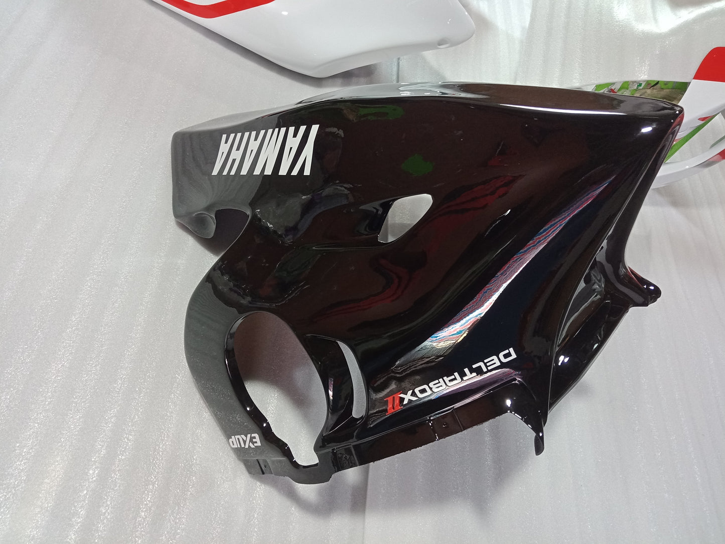 1999 - 2002 Yamaha YZF R6 Fairing 04