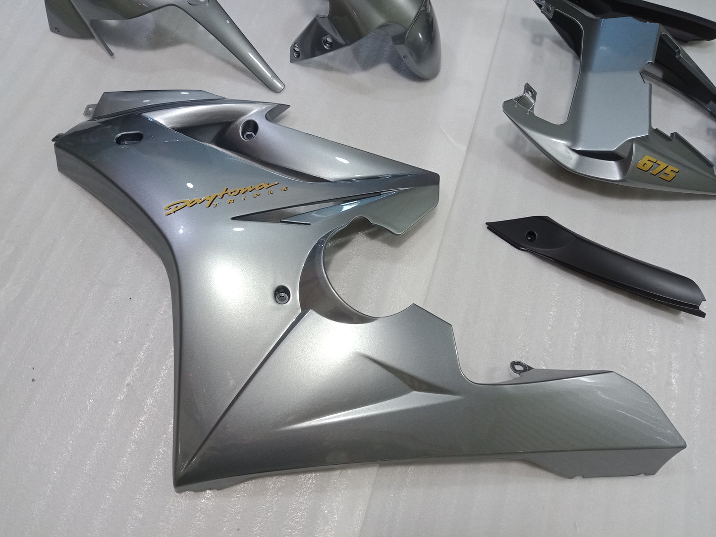 ---AU STOCKING--- TRIUMPH Daytona 675R 675 2006-2008 Fairing Kit