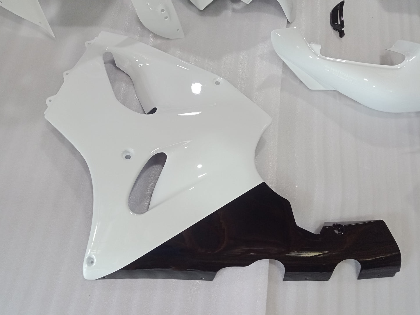 2003 Kawasaki ZX7R Fairing Kit 04