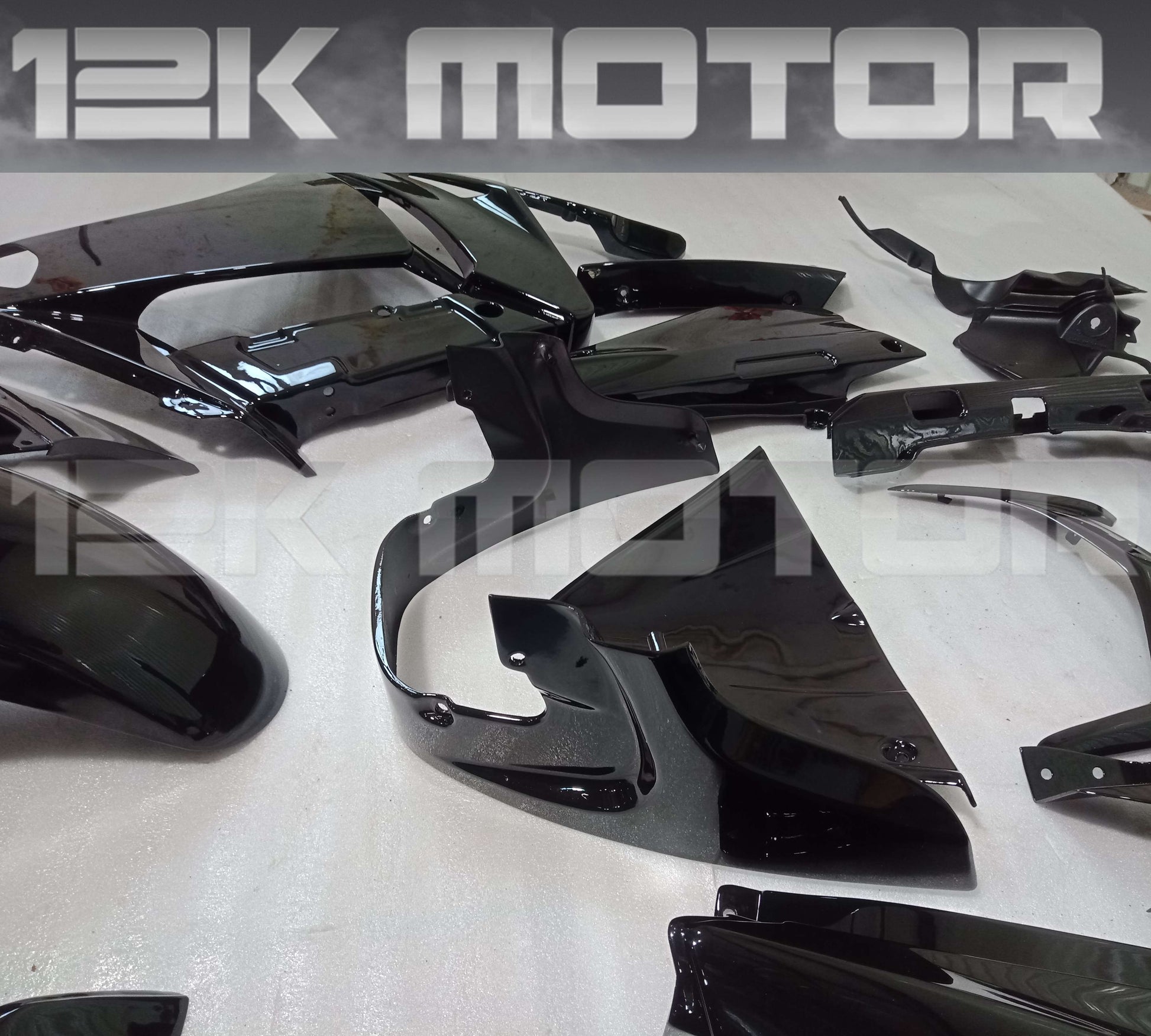 2006 - 2014 Black Fairing Kit Yamaha FJR1300 Fairing 05