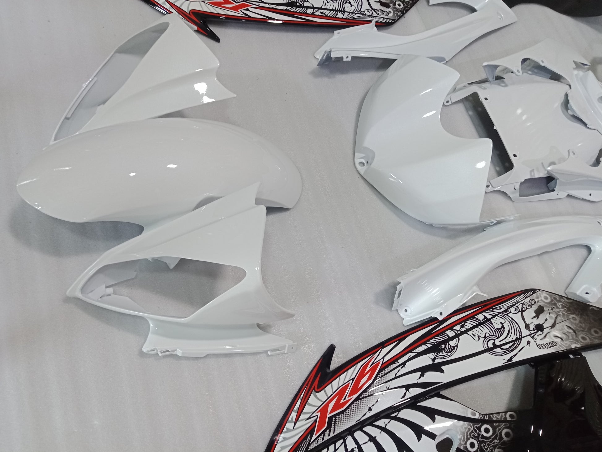 2008 - 2016 Yamaha YZF R6 Fairing 02