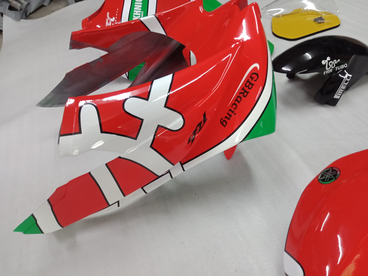 2008 - 2016 Yamaha R6 Fairing 03