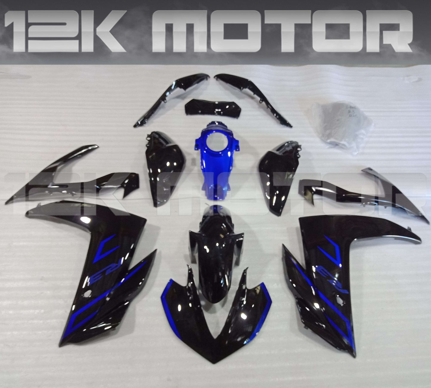 2015 - 2018 Yamaha YZF R3 Fairing 01