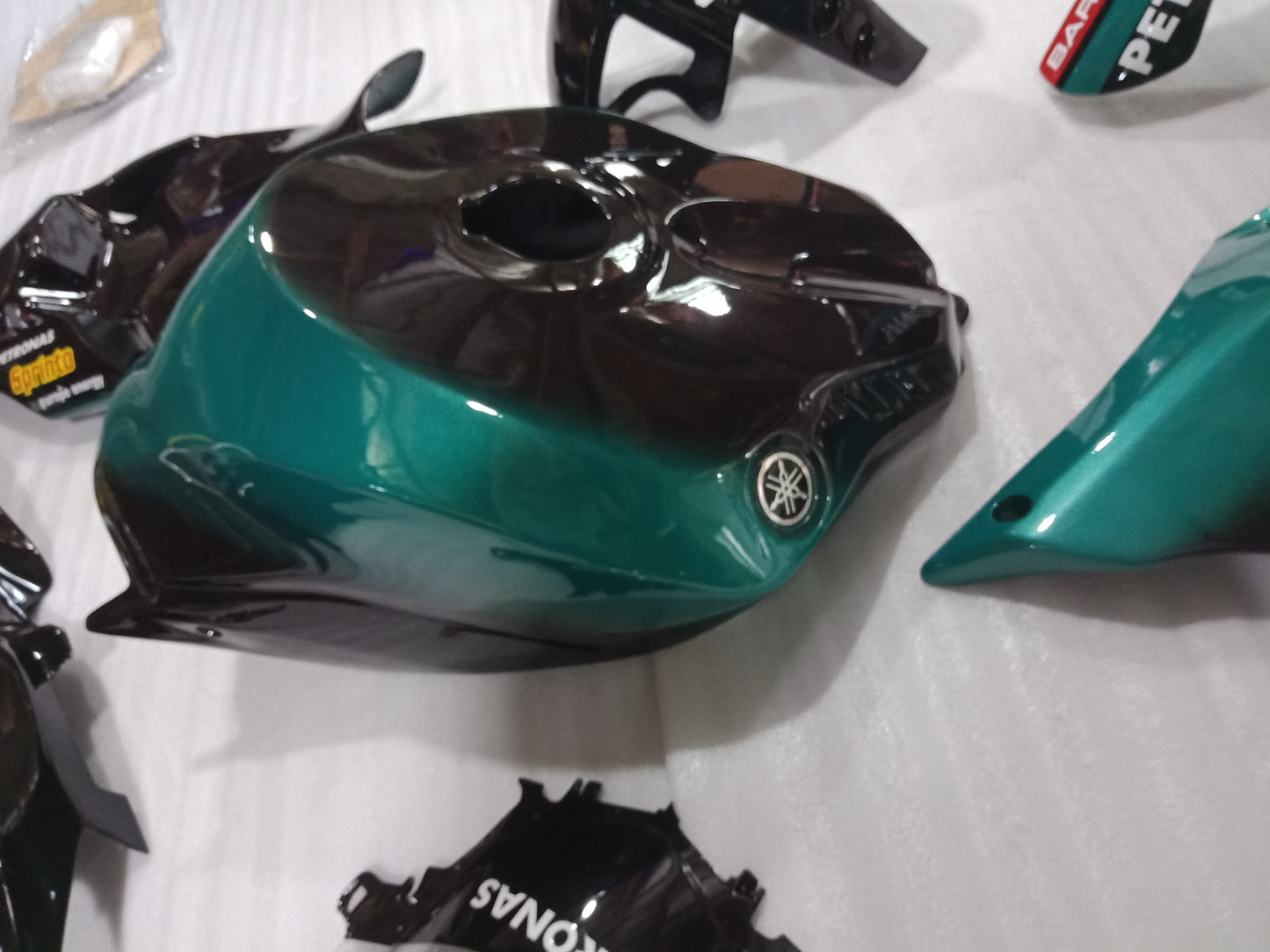 2015 - 2019 Petronas Fiberglass Race Fairing For yamaha R1