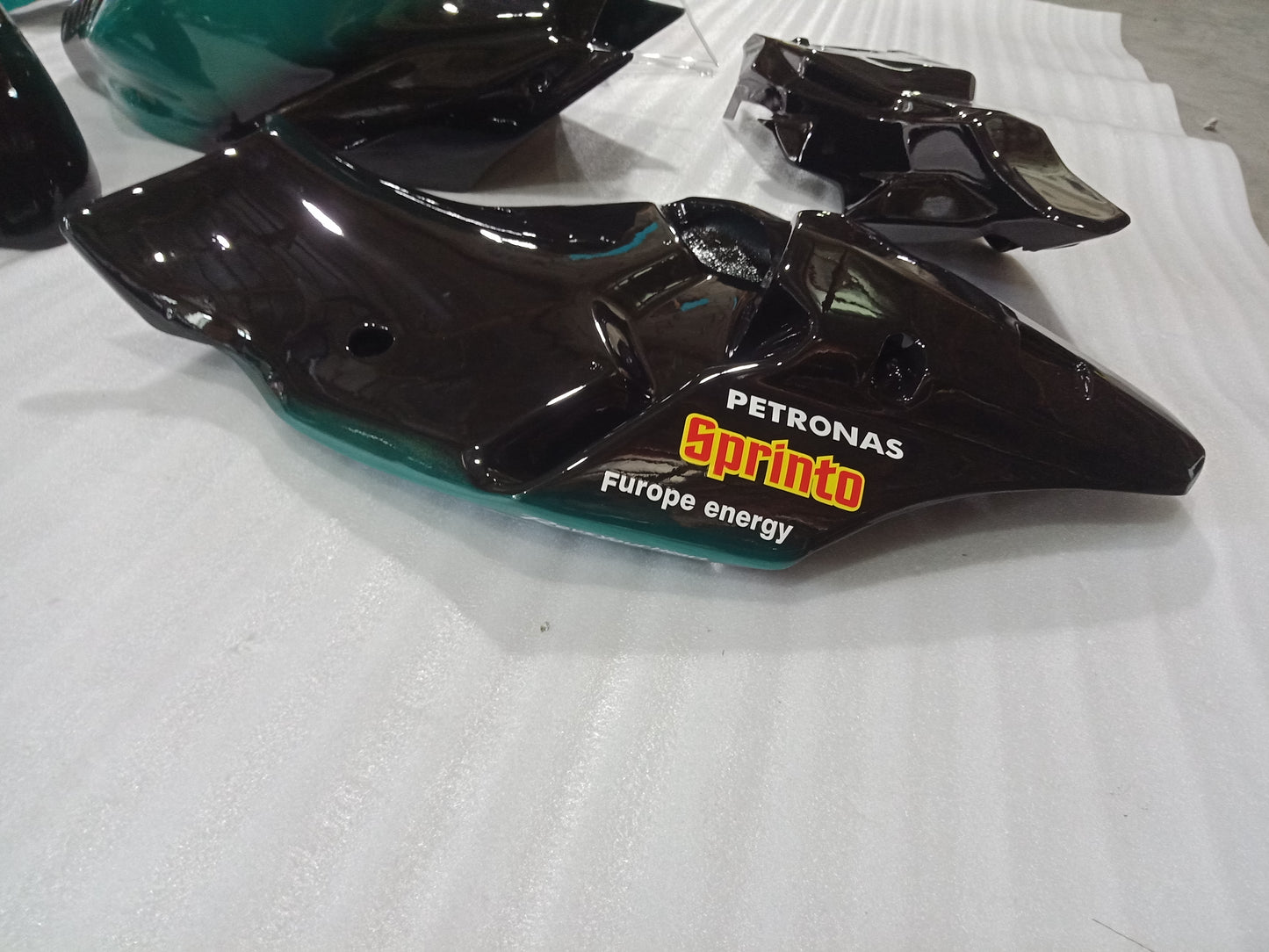 2015 - 2019 Petronas Fiberglass Race Fairing For yamaha R1