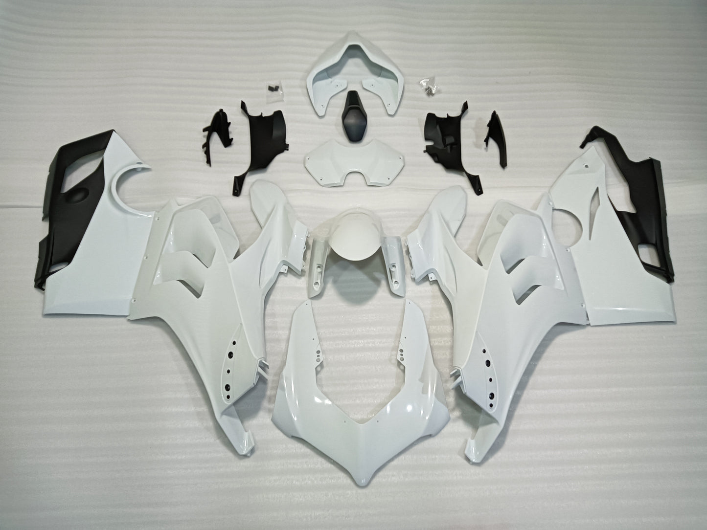 2020 - 2022 Ducati Panigale V4S Fairing 02
