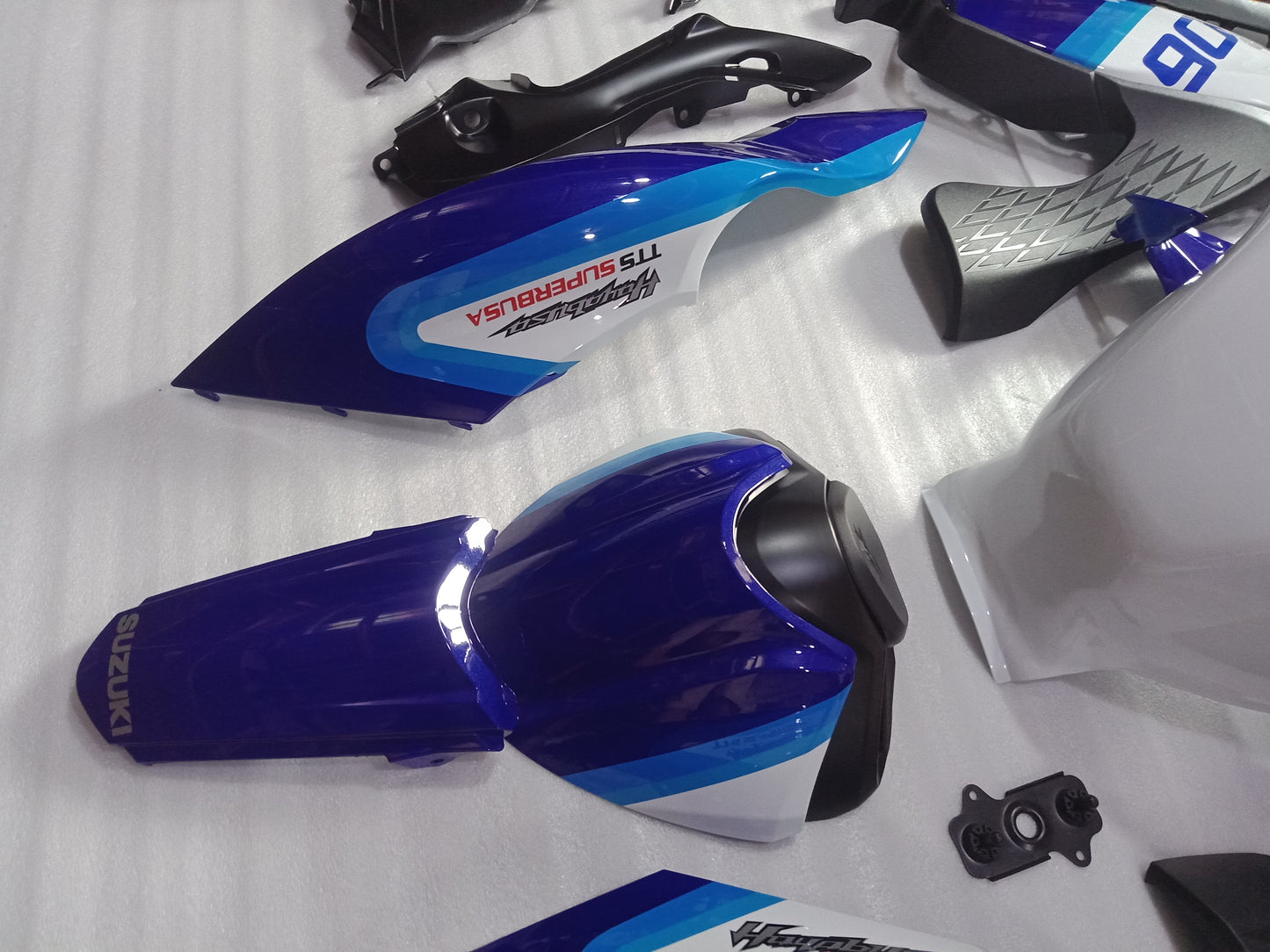 2021 - 2023 Suzuki Hayabusa GSX1300R Fairing 09