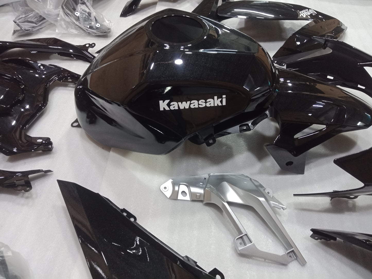 ---AUSTOCKING---Fit Kawasaki Ninja 400 Ninja400 Black Fairing Kit With Tank Cover and Cowl