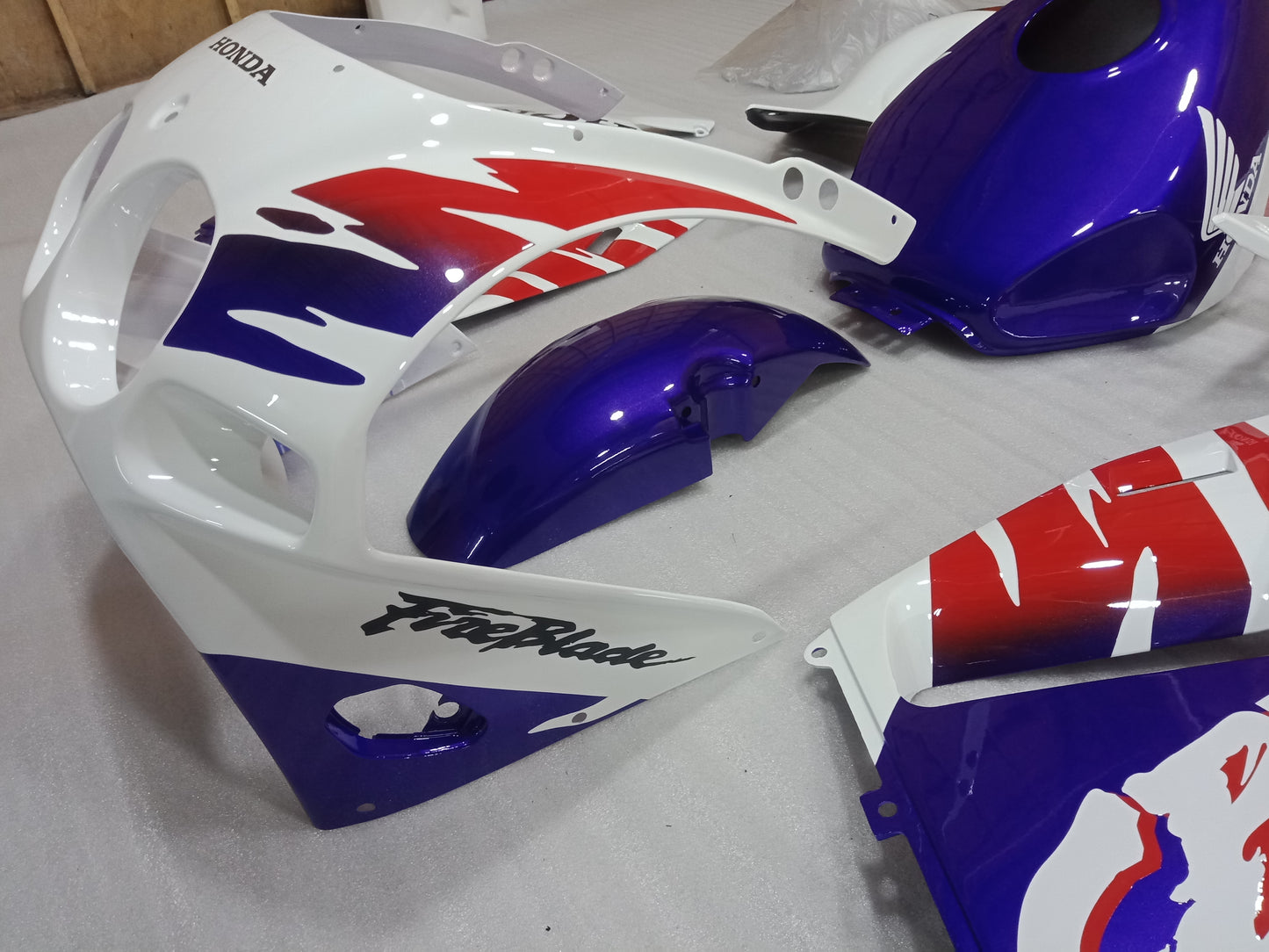 ---AU STOCKING---Tri-Color Honda CBR250RR MC19 1988 1989 Fairing Kit with Tank Cover