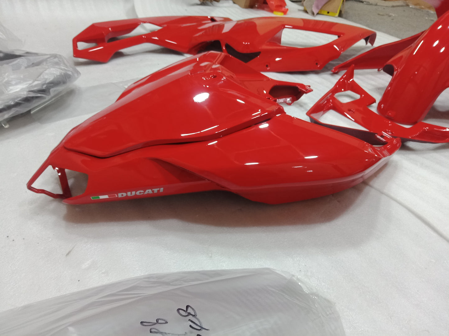 ---AU STOCKING--- Red Fairing Kit for Ducati 848 1098 1198