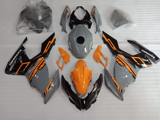 Kawasaki Ninja 400 Grey Fairing Kit 01