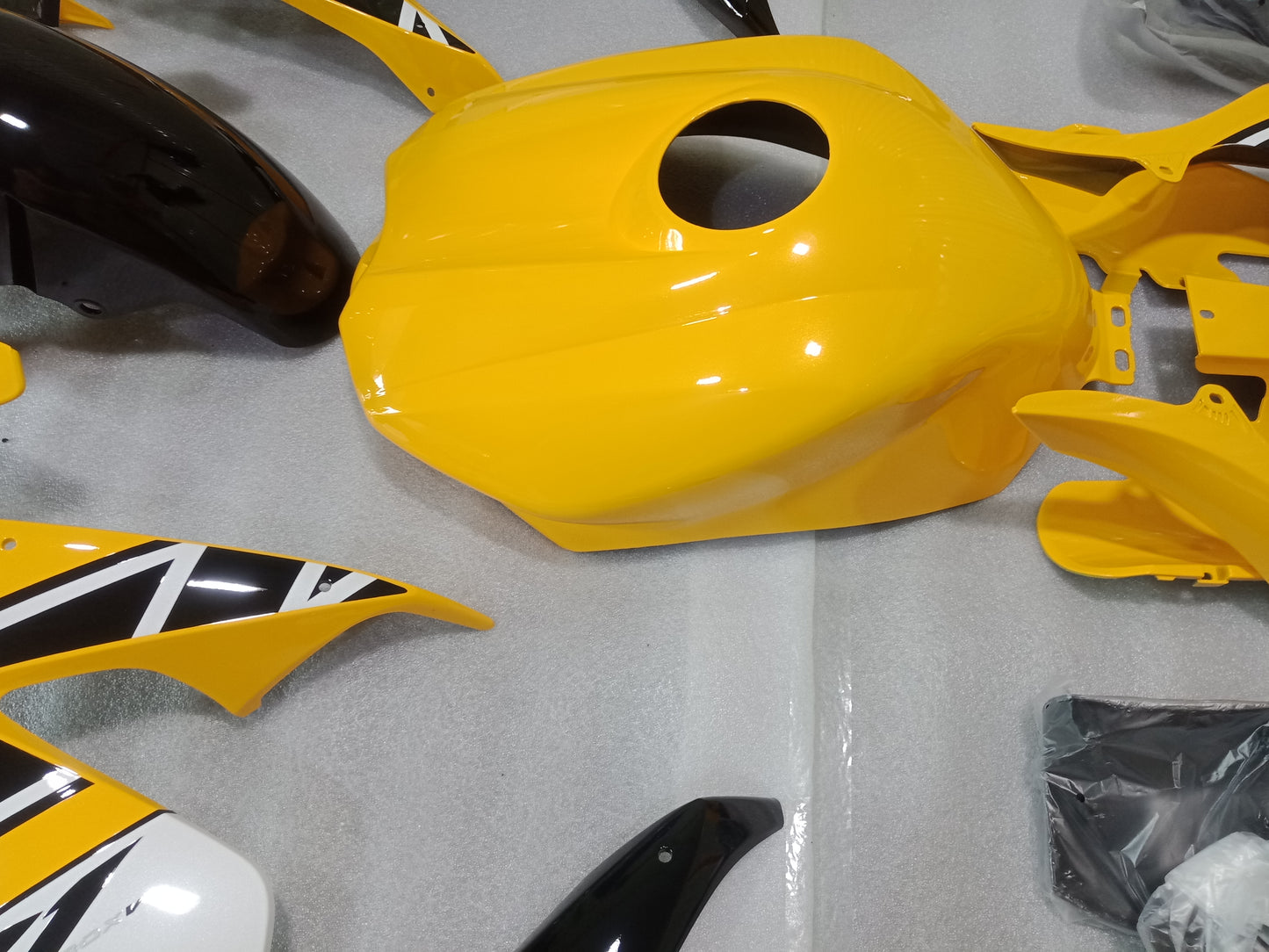 Yamaha YZF R1 Fairing 03