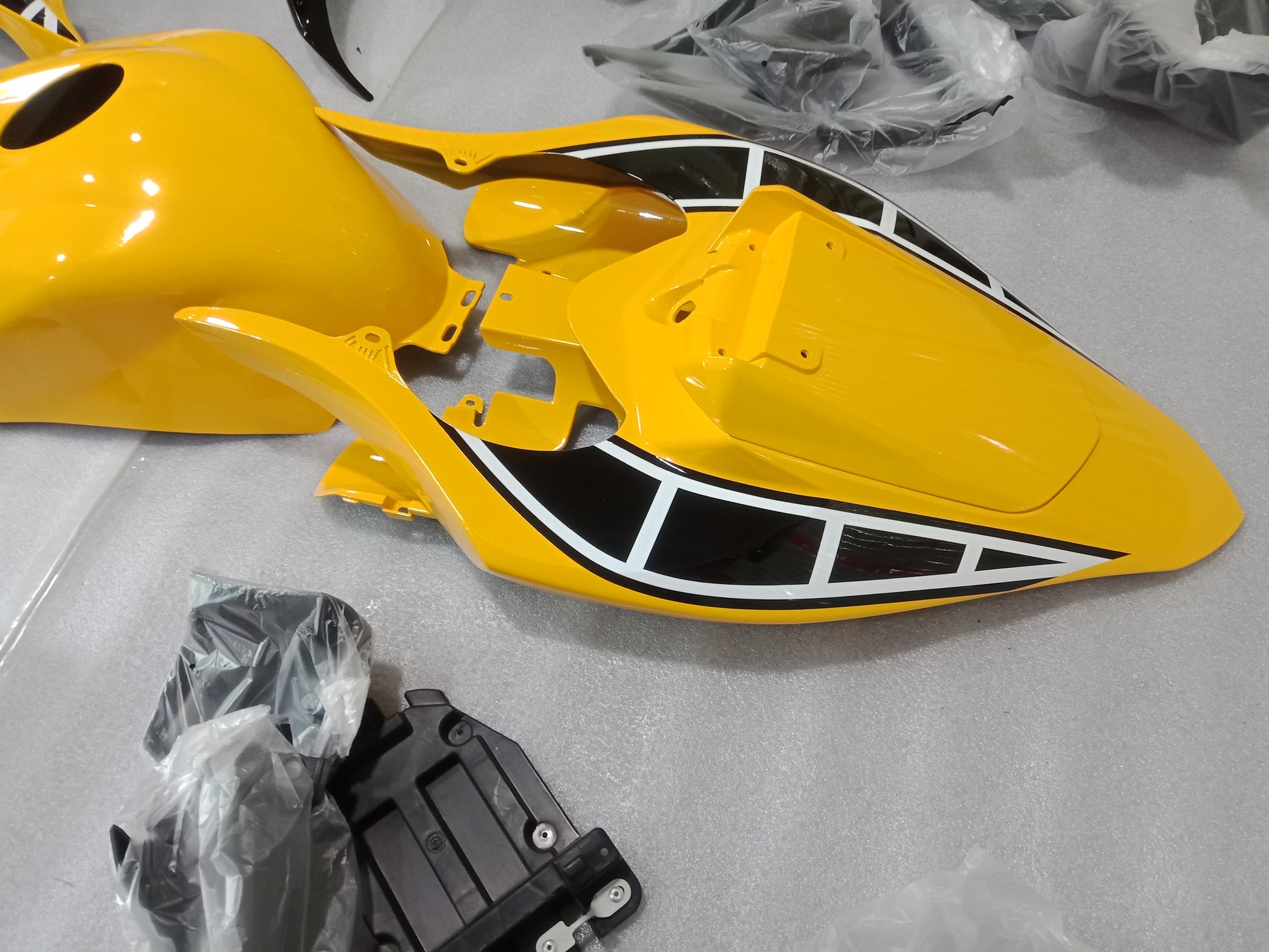 Yamaha YZF R1 Fairing 06