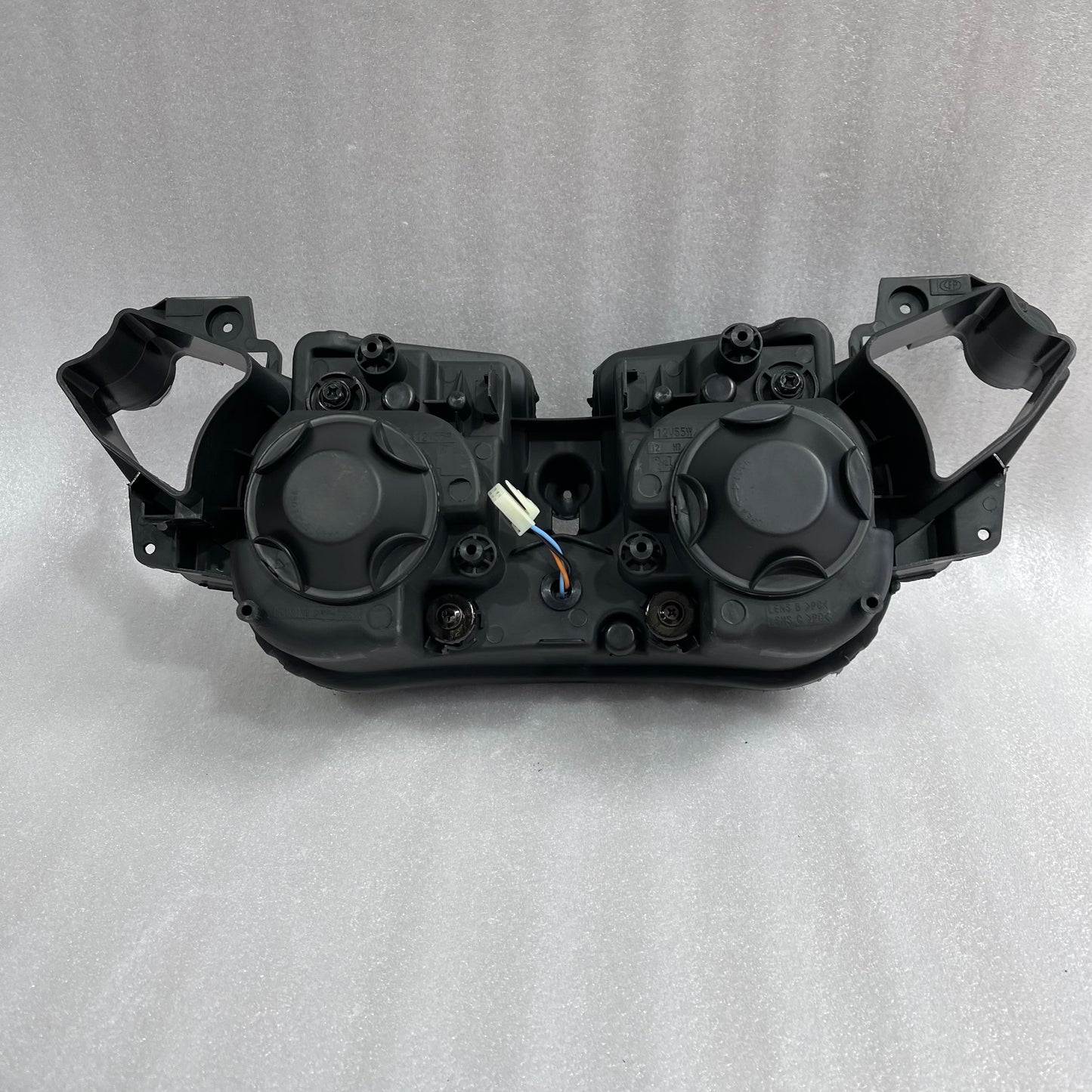 Yamaha YZF R1 Headlight 02