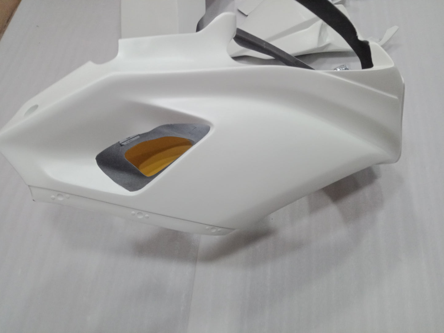 Unpainted Yamaha R7 Fiberglass Track Fairing Race Fairings