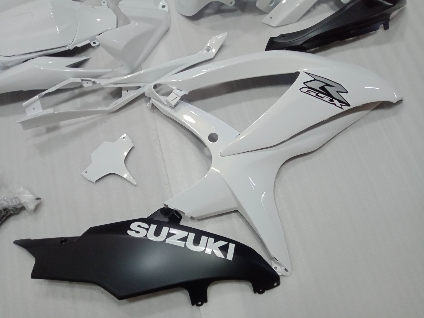 ---AU STOCKING---Fit Suzuki GSX-R 600 GSX-R 750 2008 2009 2010 Pearl White Fairing Kit