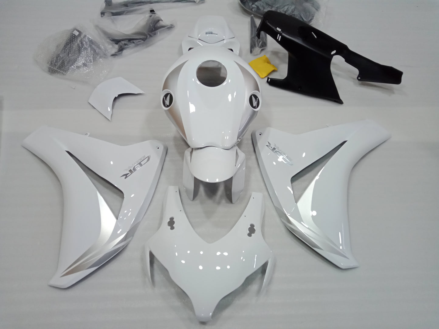 ---AU STOCKING---Fit Honda CBR1000RR 2008 2009 2010 2011 Pearl White Fairing Kit