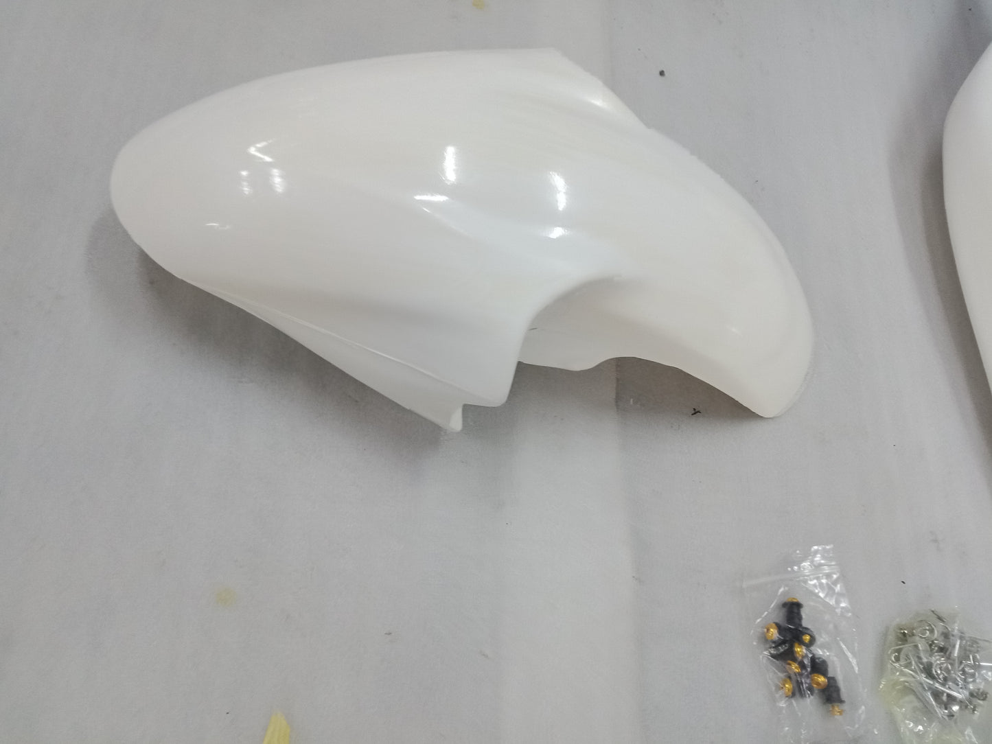 unpainted Yamaha R6 Fiberglass Fairing 06