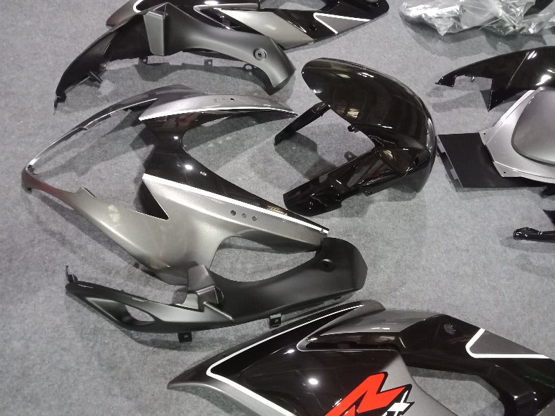 2006 Suzuki GSXR 1000 OEM Fairings 01