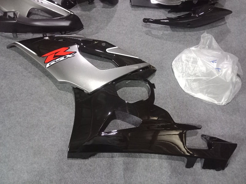 2006 Suzuki GSXR 1000 OEM Fairings 04