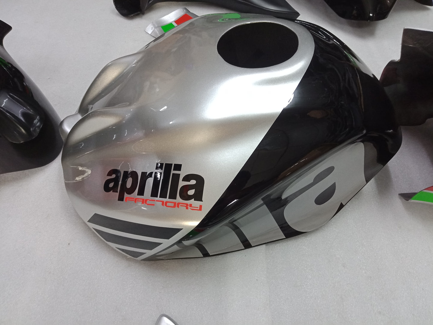 Aprilia RSV4 Race Fairing Kit Fiberglass Track Fairing Set 2009-2014