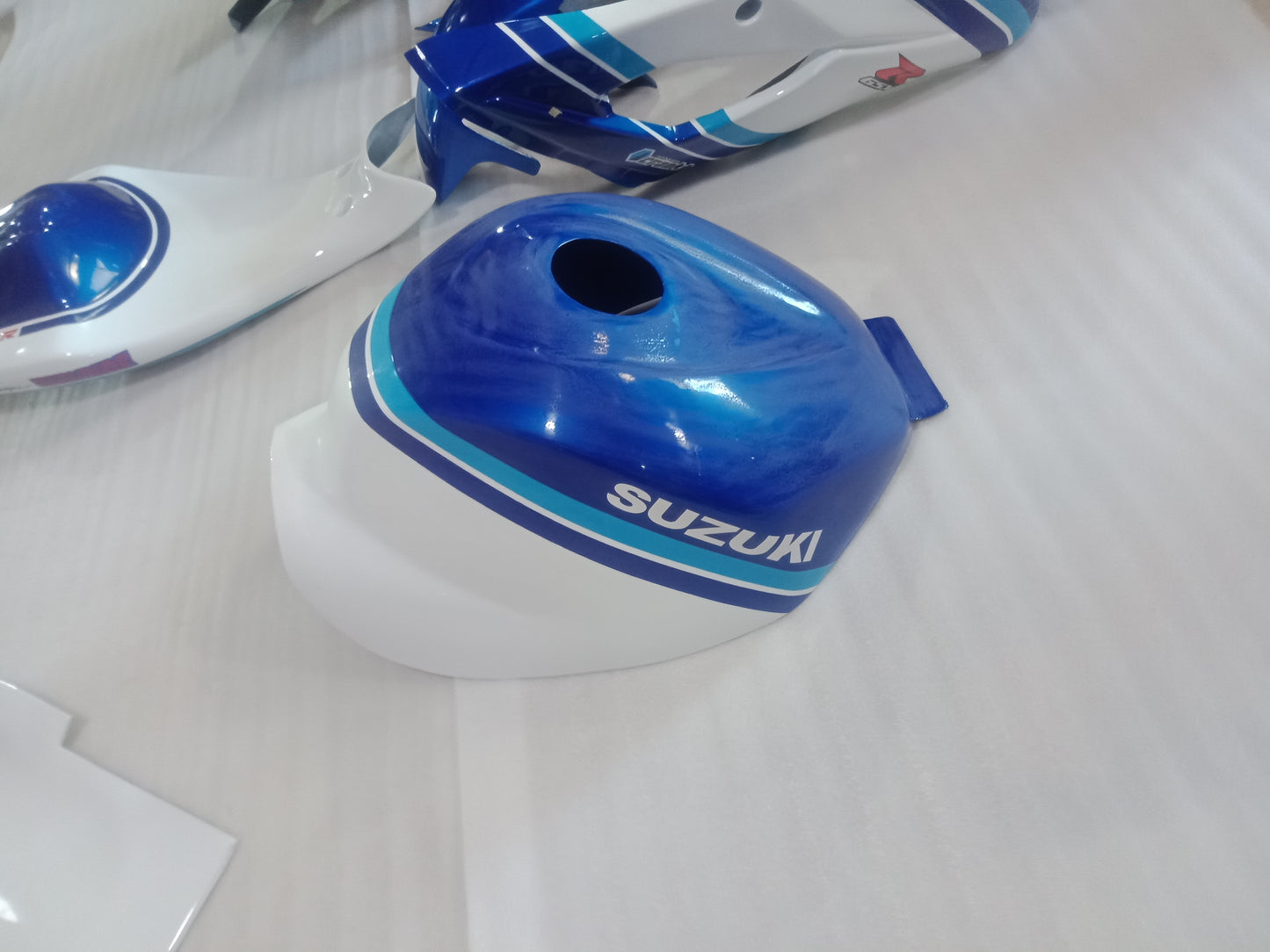 Suzuki GSXR 1000 GSXR1000 2005 2006 Fiberglass Race Fairing Track Fairing