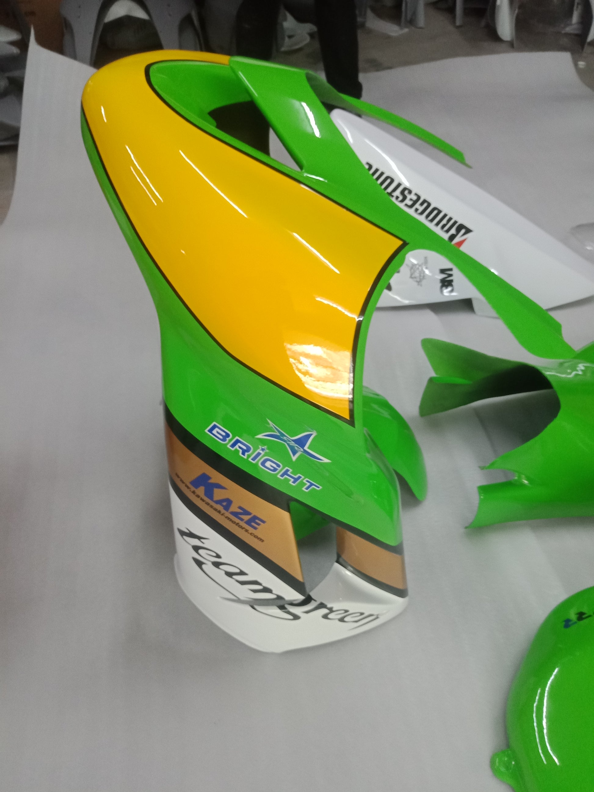 Fiberglass Race Fairing Track Fairing For 2004 2005 KAWASAKI ZX10R ZX-10R