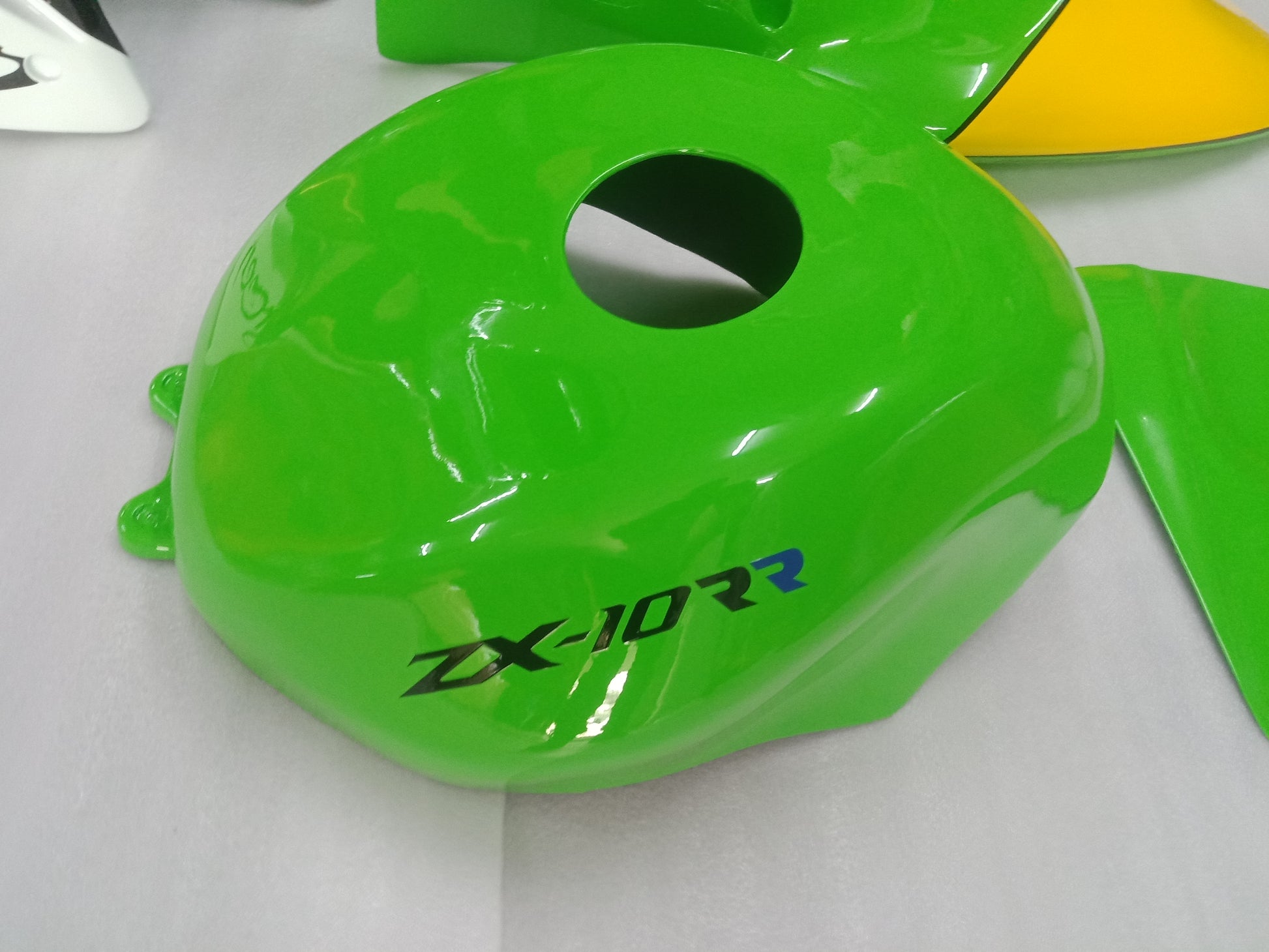 Fiberglass Race Fairing Track Fairing For 2004 2005 KAWASAKI ZX10R ZX-10R