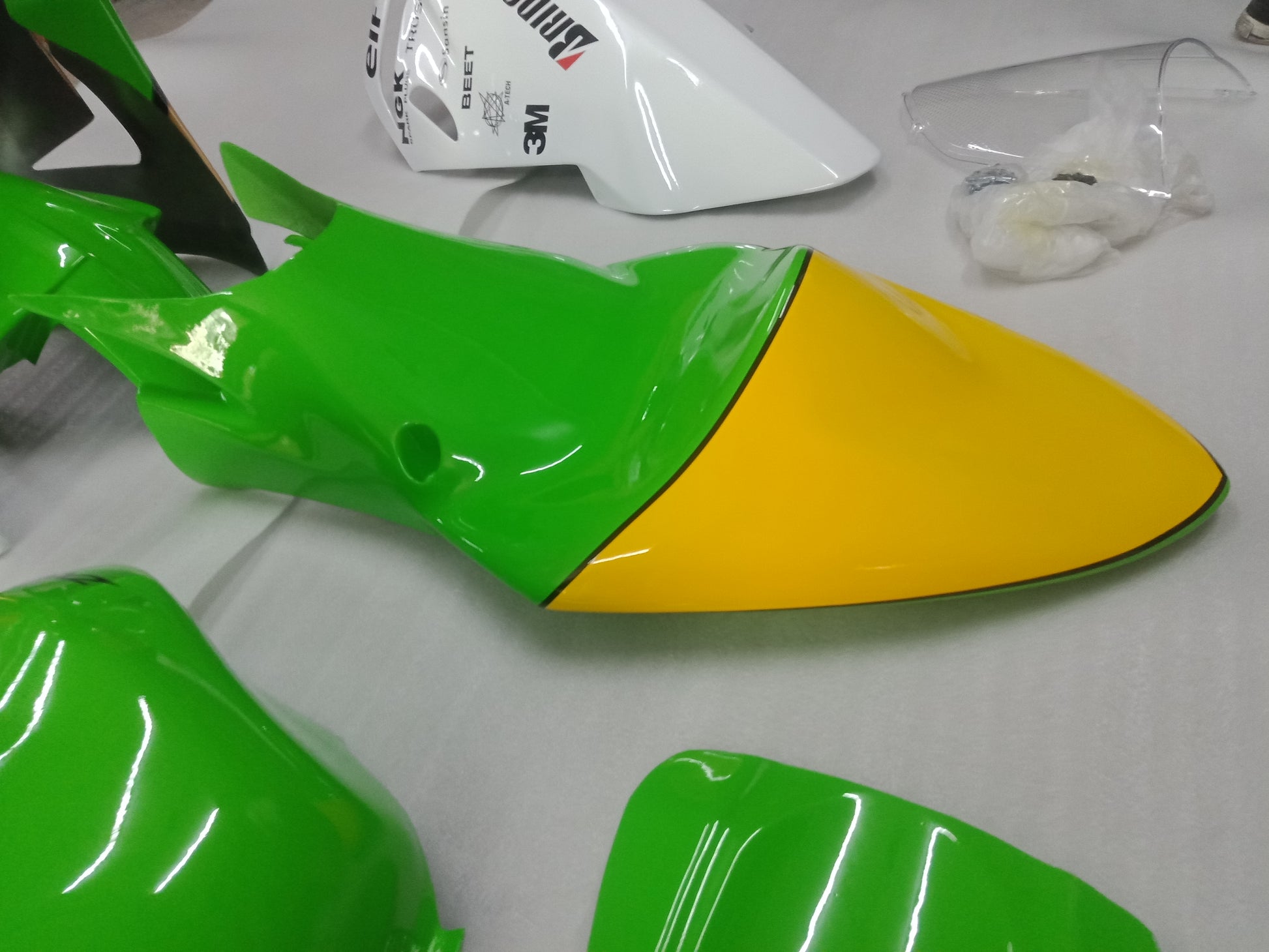 Fiberglass Race Fairing Track Fairing For 2004 2005 KAWASAKI ZX10R ZX-10R