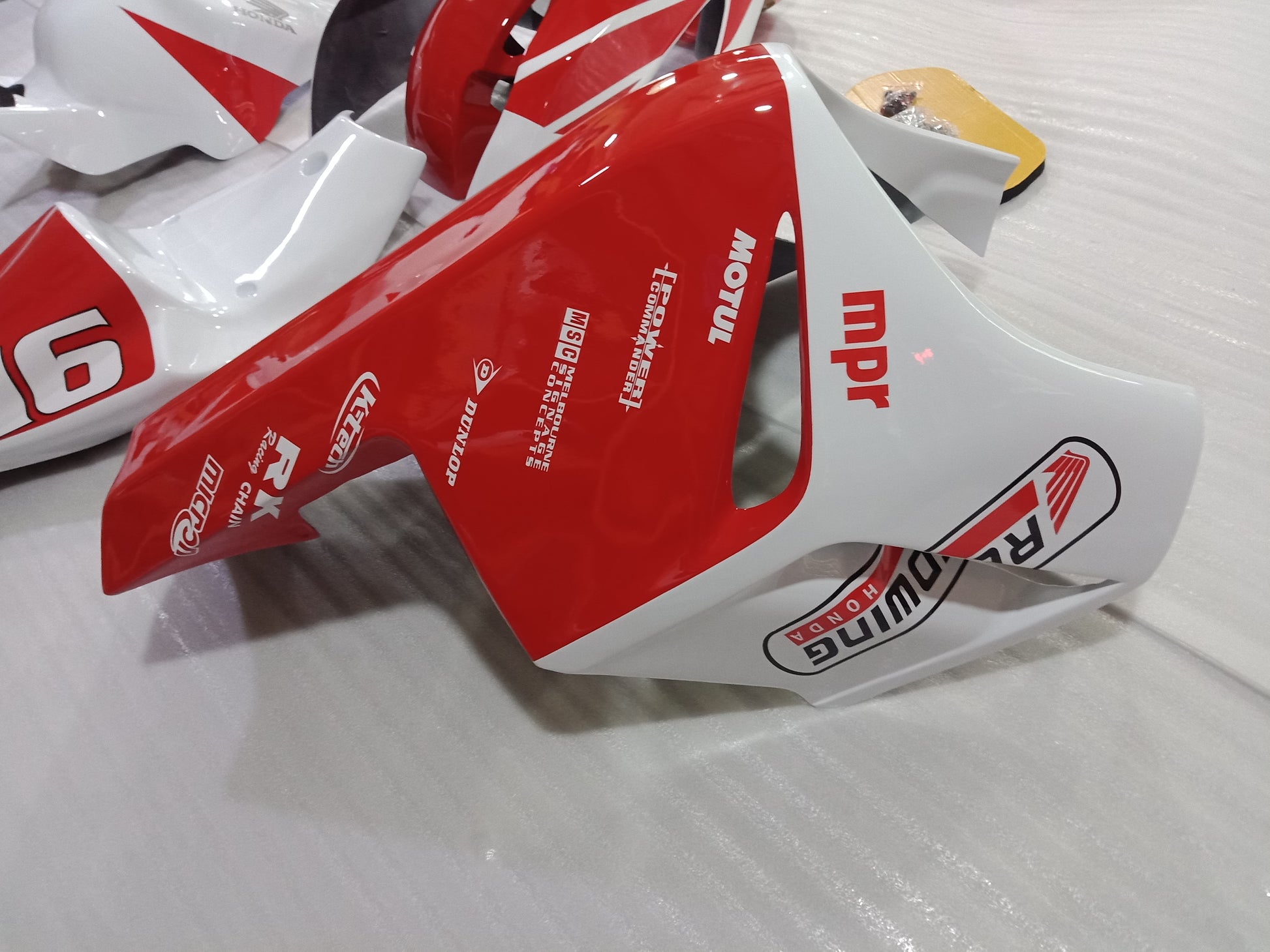 HONDA CBR1000RR 2004 2005 Racing Fairing Kit Fiberglass Track Fairing Set