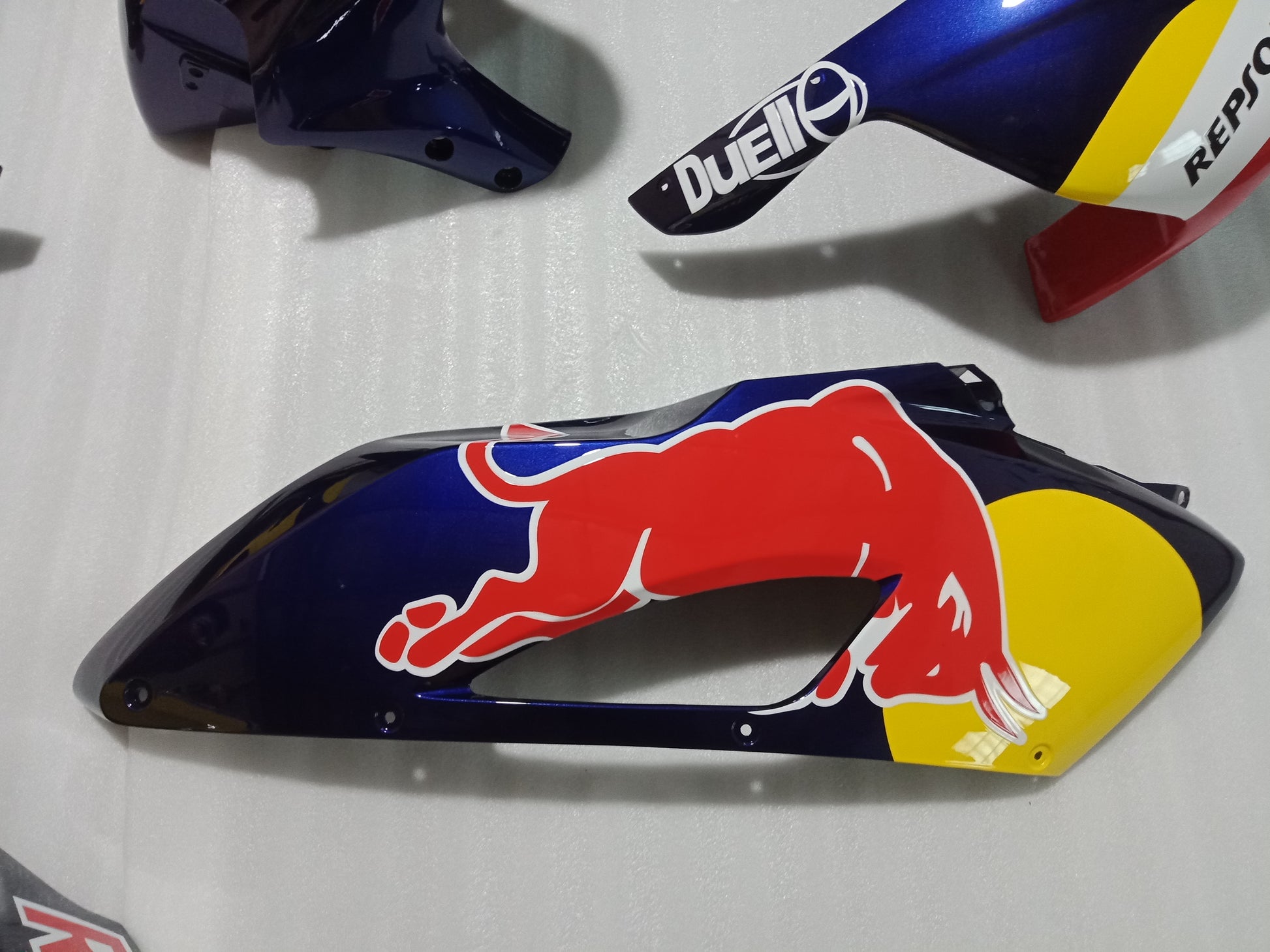 HONDA CBR1000RR 2004 2005 Racing Fairing Kit Fiberglass Track Fairing Set