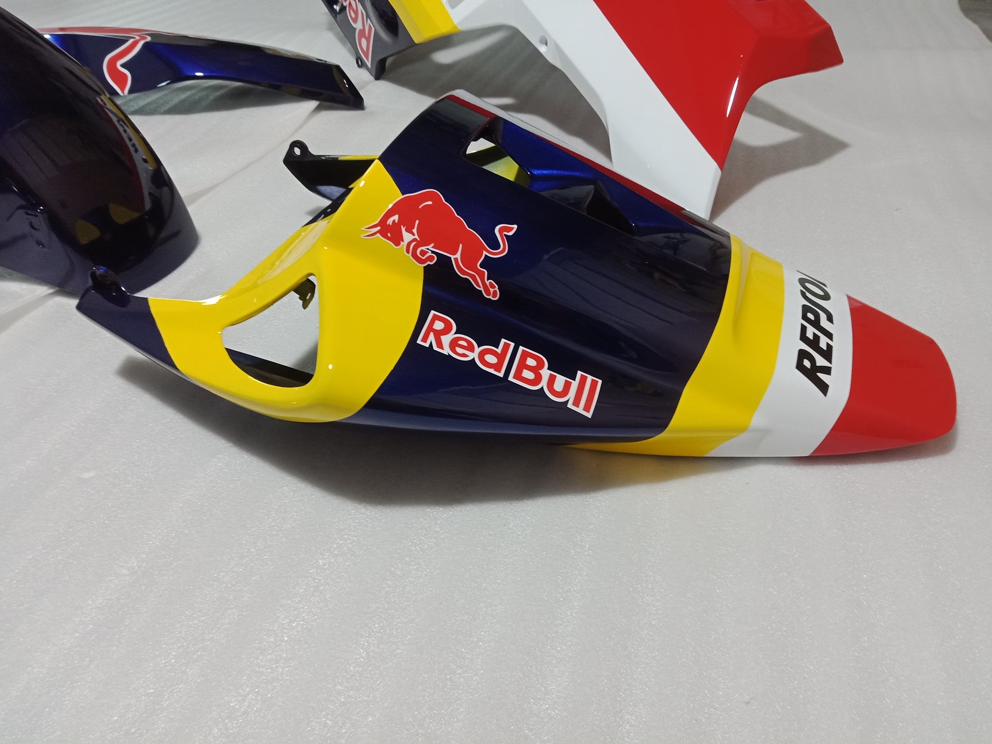 HONDA CBR1000RR 2004 2005 Racing Fairing Kit Fiberglass Track Fairing Set