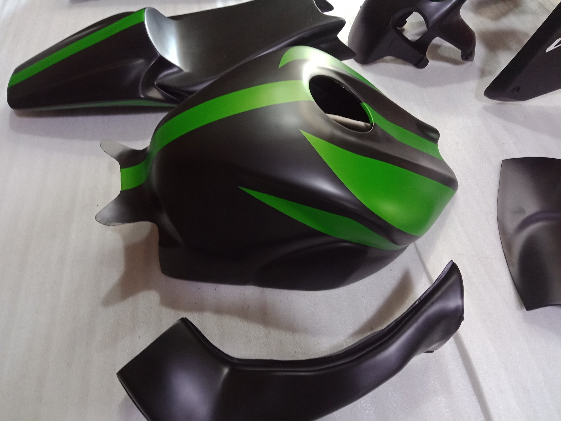 HONDA CBR1000RR 2008 2009 2010 2011 Race Fairing Kit Track Fairing Set