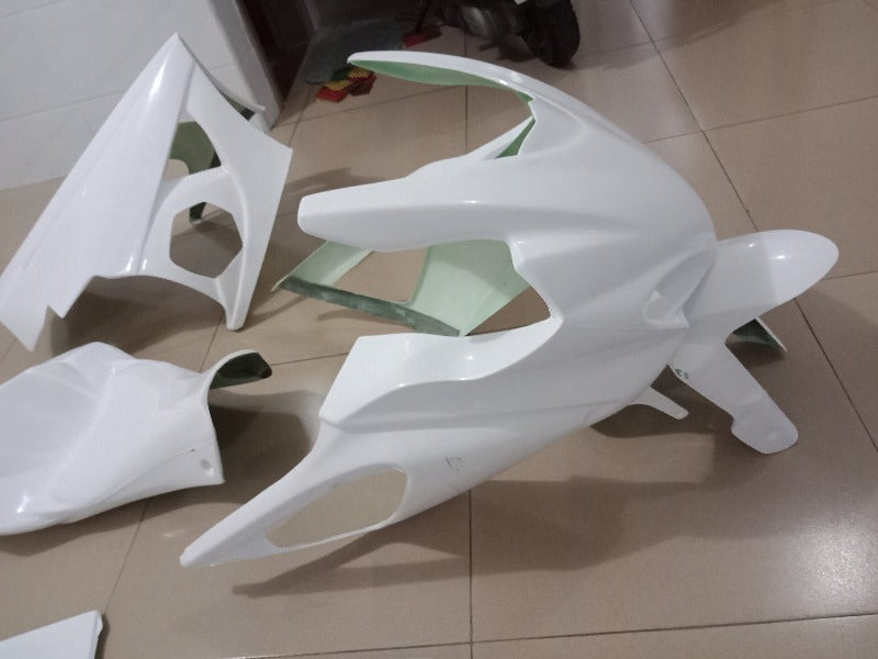 Suzuki GSXR 1000 fairings 04