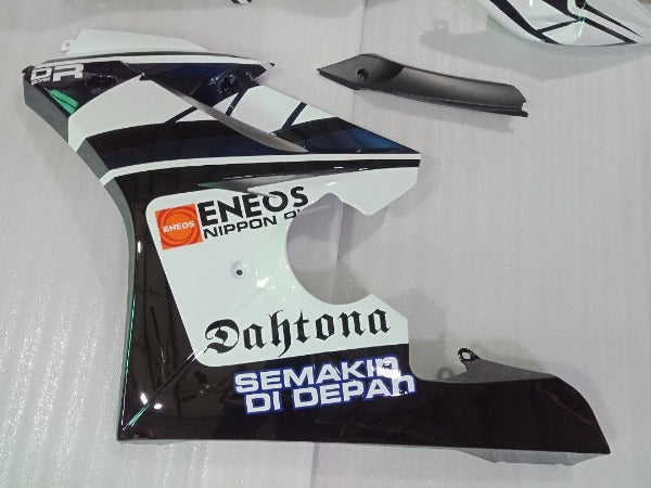 Triumph Daytona 675 Fairing kit 01