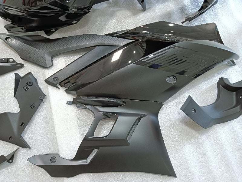 Yamaha r3 fairings OEM 04