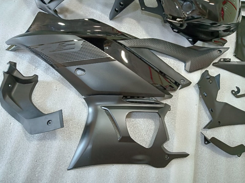 Yamaha r3 fairings OEM 05