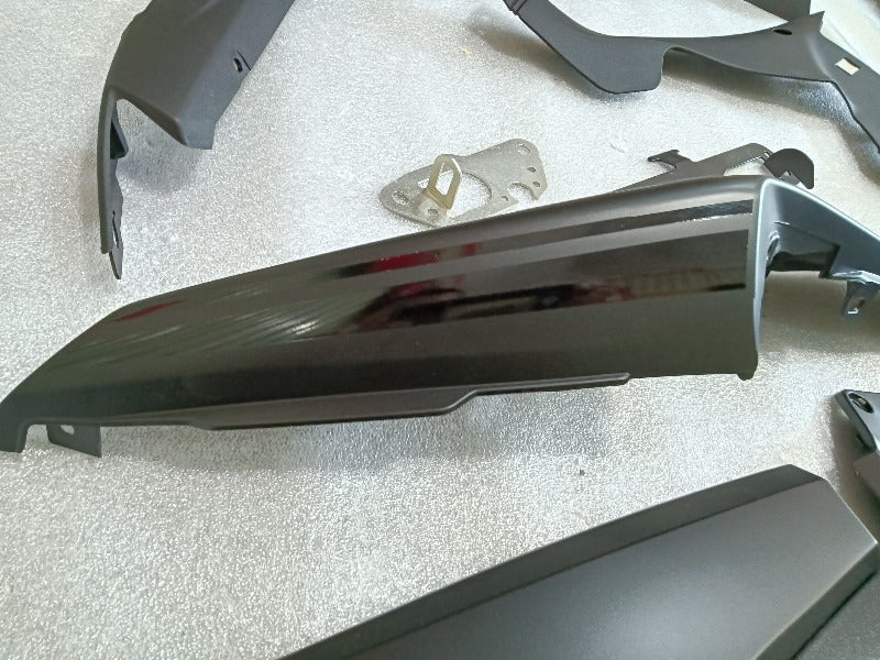 Yamaha r3 fairings OEM 08