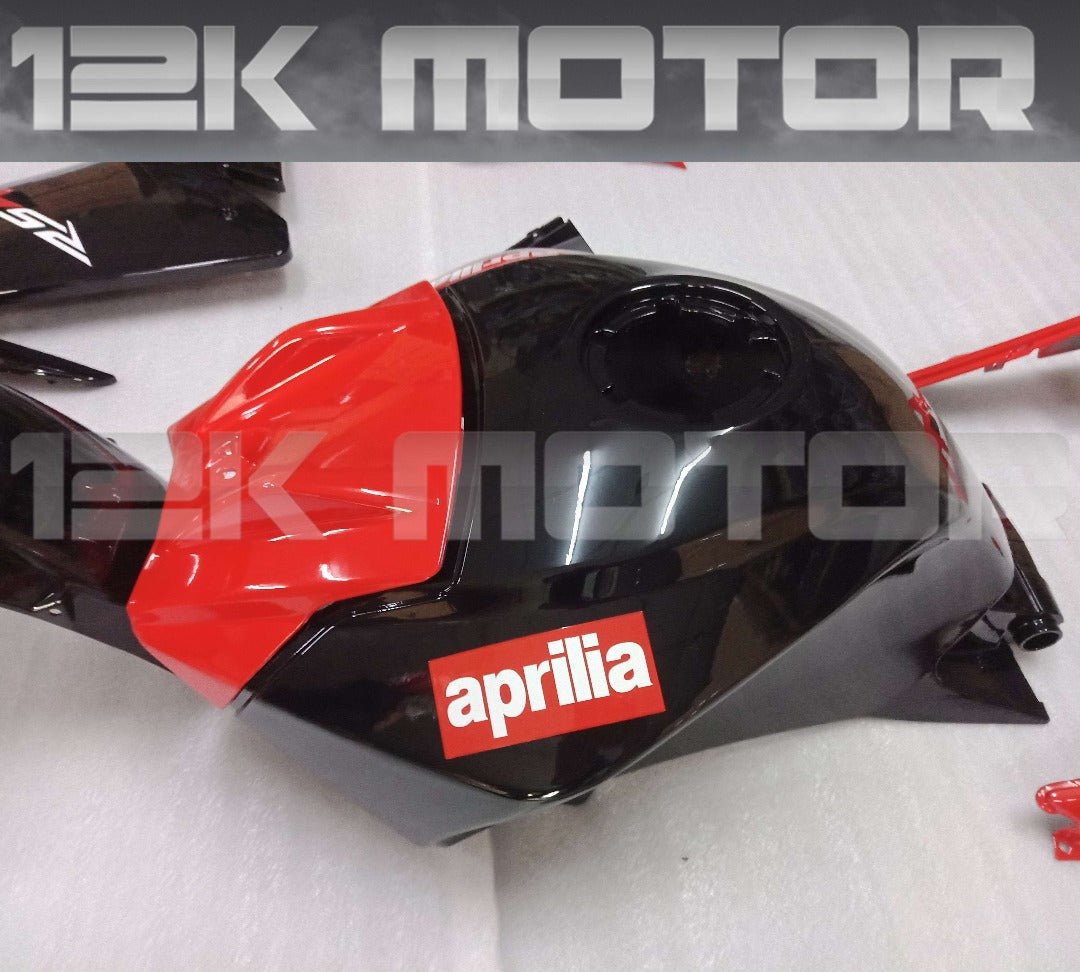 Apriila RSV4 Fairing Kit red and black 03