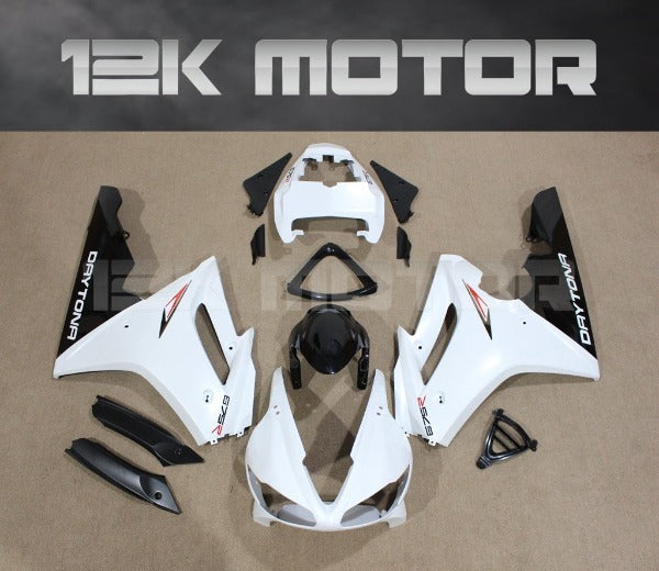 Triumph Daytona 675 Race Fairing 01