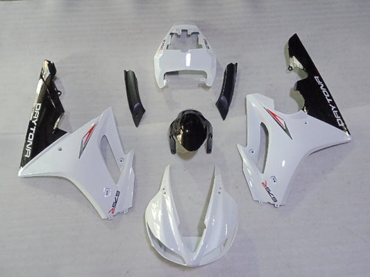Daytona 675 Track Fairings 01