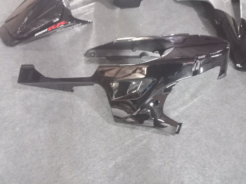 Honda CBR1000RR Fairing Kit 06