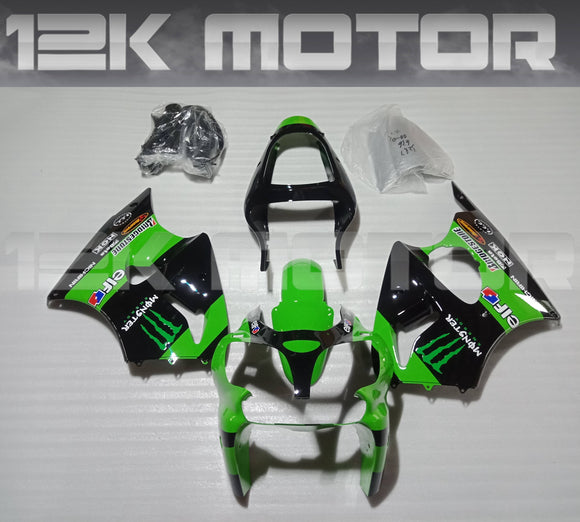 Transform Your Kawasaki ZX6R (2000-2002) with the West Design Aftermarket Fairing Kit