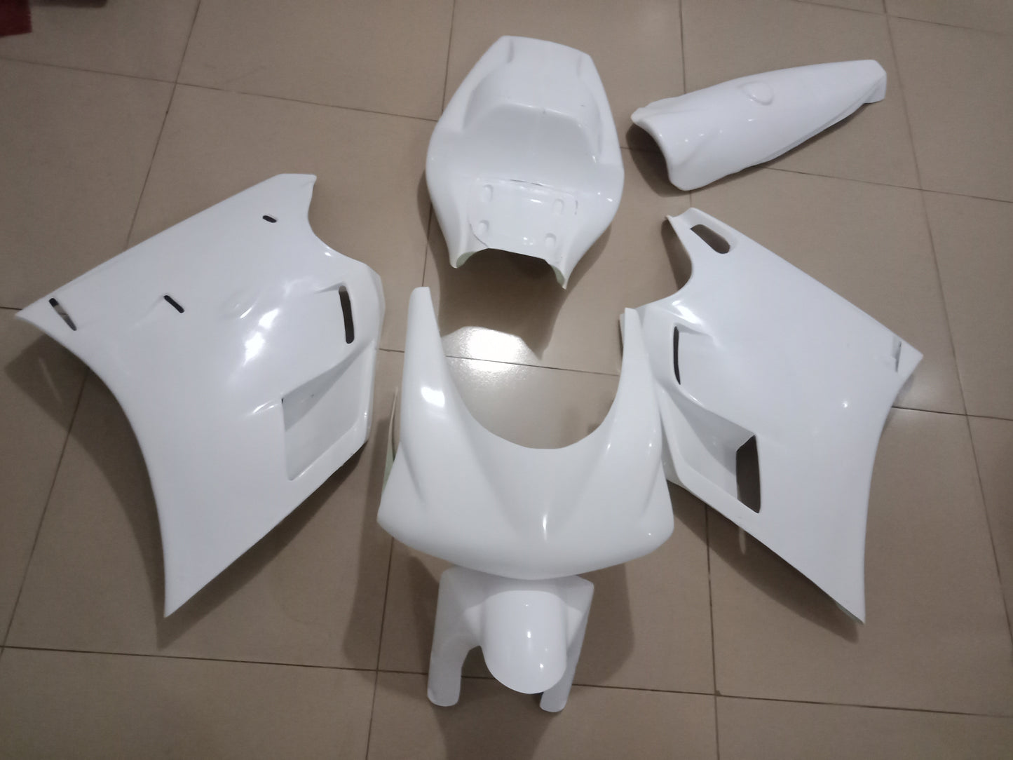 ---AU STOCKING--- Ducati  748 Fiberglass Race Fairing Kit Track Fairing Set