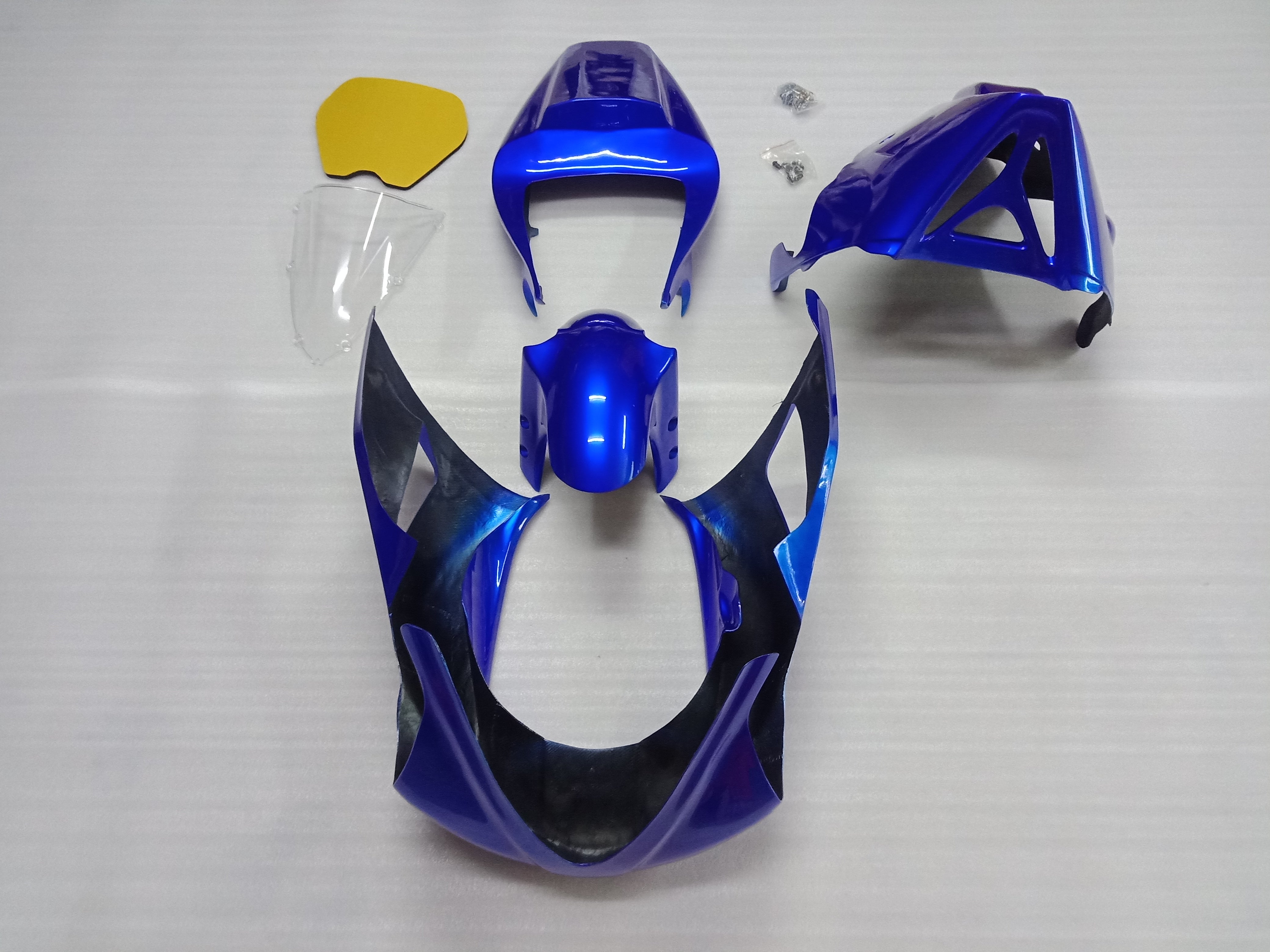 RACE FAIRING FOR R1 1998 – tagged