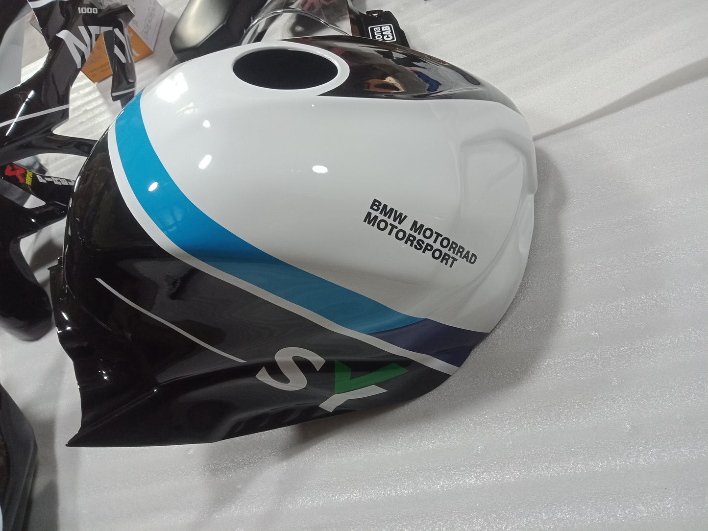 BMW S1000RR 2023-2024 Fiberglass Race Fairing Kit