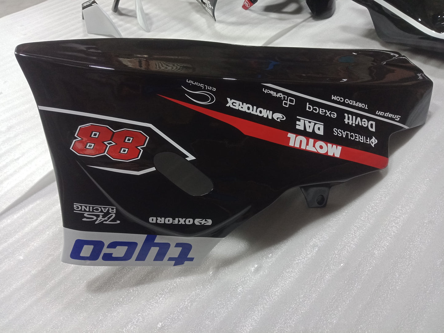 BMW S1000RR 2023-2024 Fiberglass Race Fairing Kit